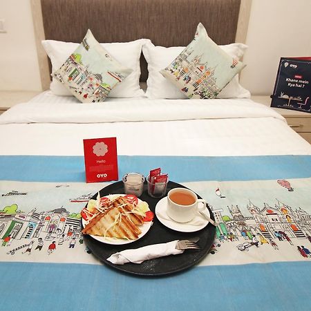 Hotel Nanak Residency Nuova Delhi Esterno foto