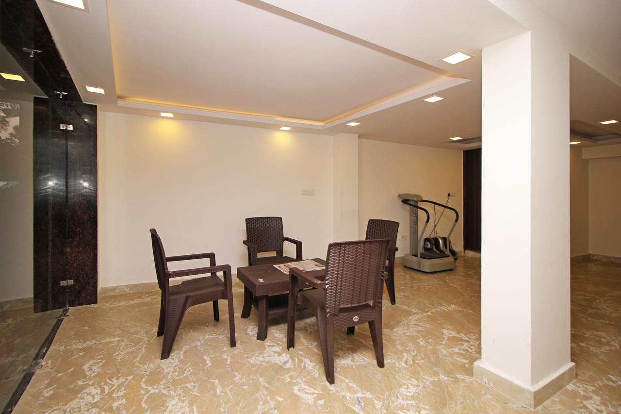 Hotel Nanak Residency Nuova Delhi Esterno foto