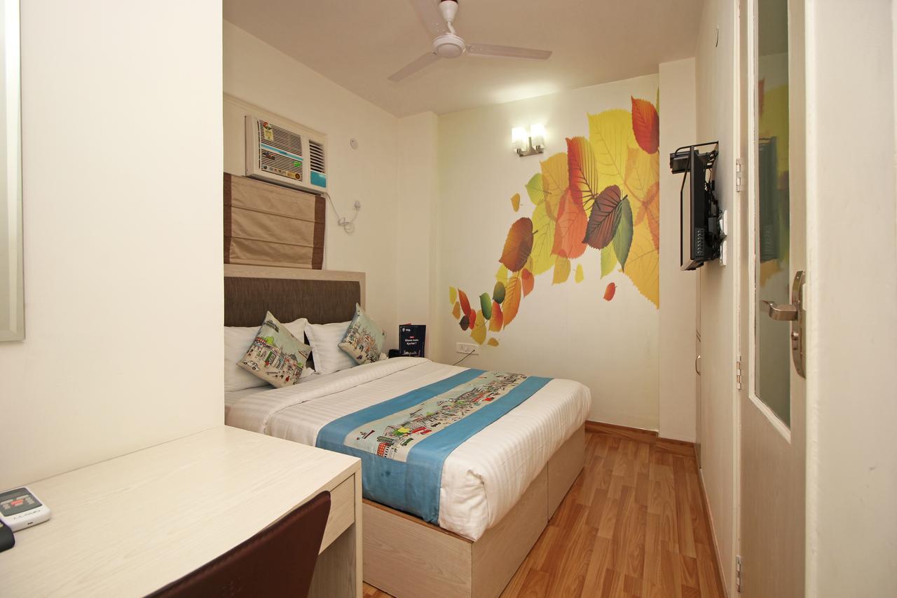 Hotel Nanak Residency Nuova Delhi Esterno foto