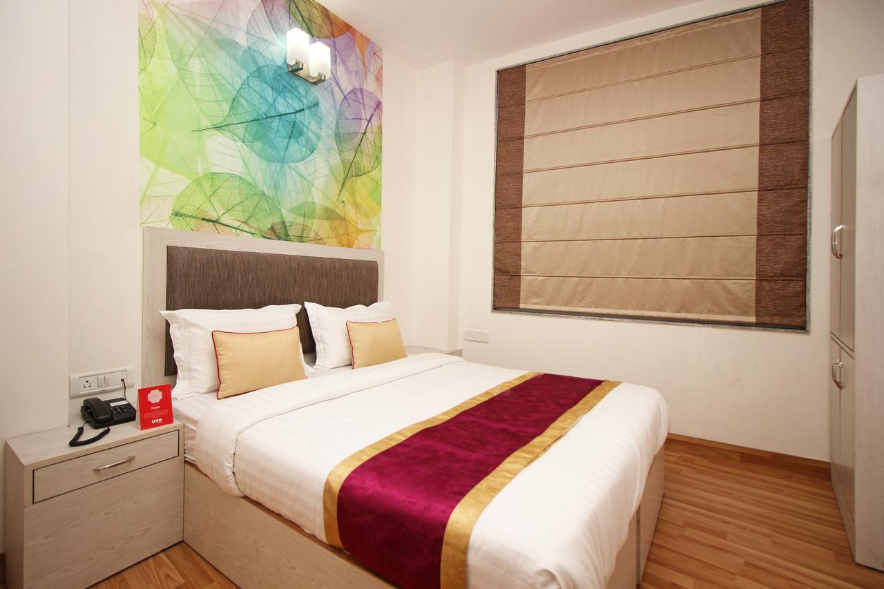 Hotel Nanak Residency Nuova Delhi Esterno foto