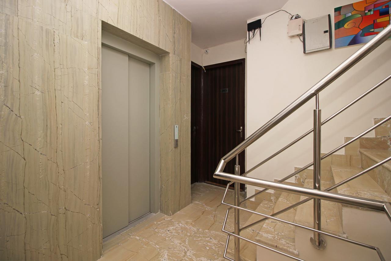 Hotel Nanak Residency Nuova Delhi Esterno foto
